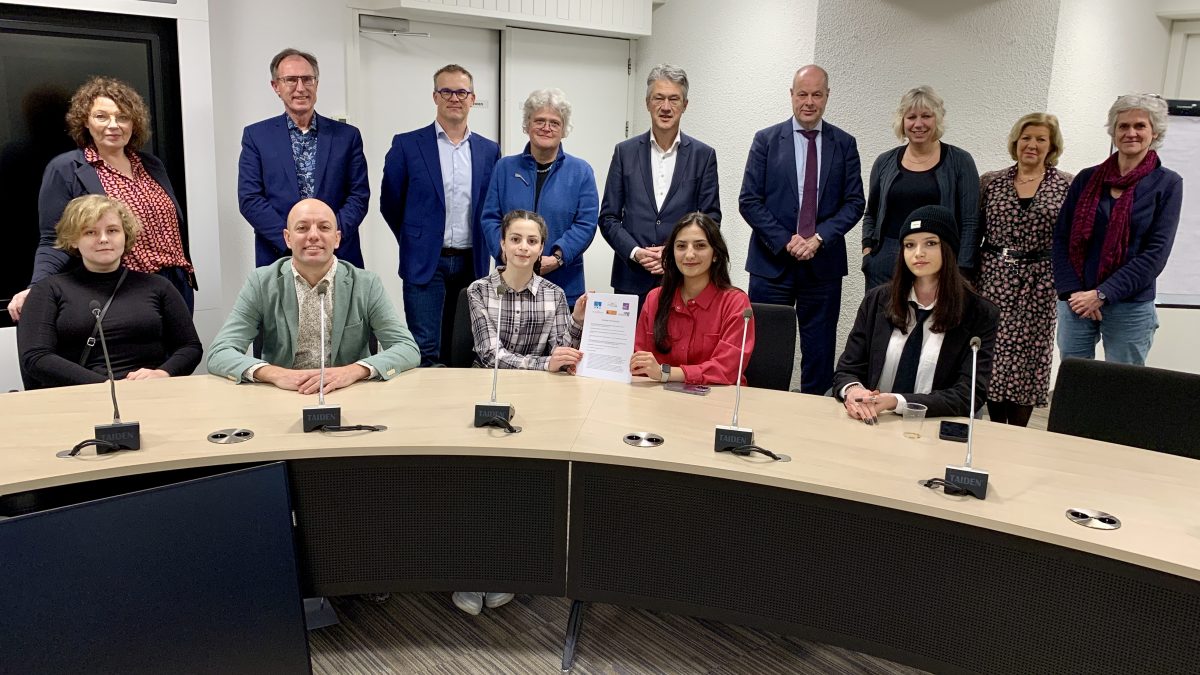 Convenant StartCollege Ede ondertekend